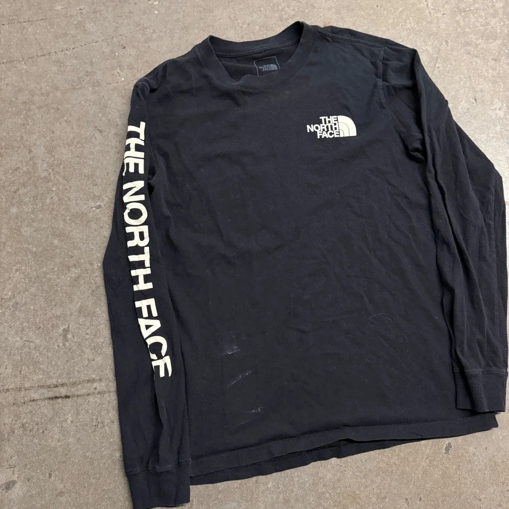 The North Face Mens Black Long Sleeve Graphic T-Shirt Logo Sleeve Small 2514